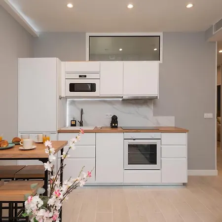 Modern - Promenade Des In Apartment Nice